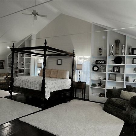 Buttermilk Falls Inn & Spa Milton Экстерьер фото