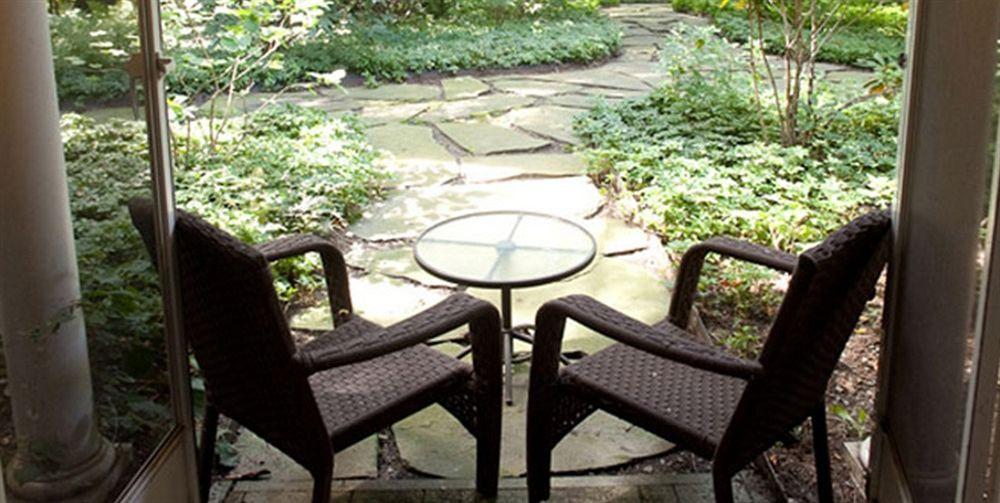 Buttermilk Falls Inn & Spa Milton Экстерьер фото