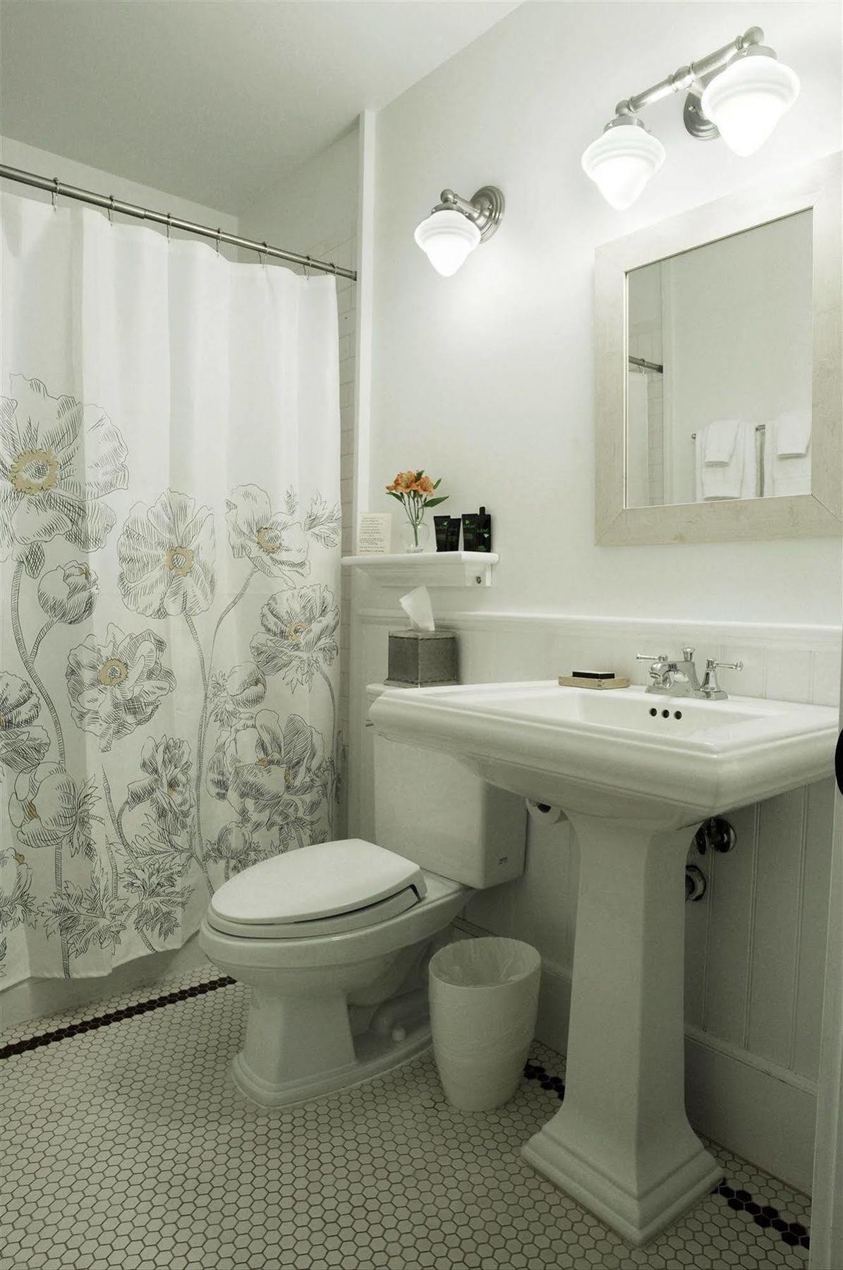 Buttermilk Falls Inn & Spa Milton Экстерьер фото